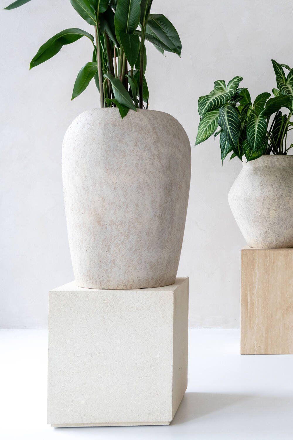 ZUMA - beige interior - stone look vase - beige vase