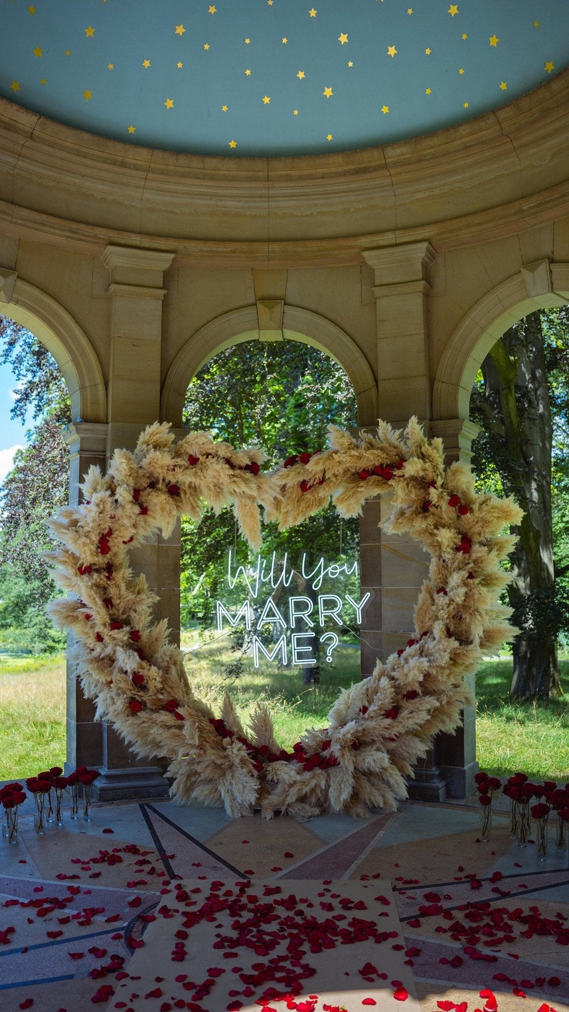 PAMPAS HEART - BACKDROP - INTERIOR DECOR - MARRY ME