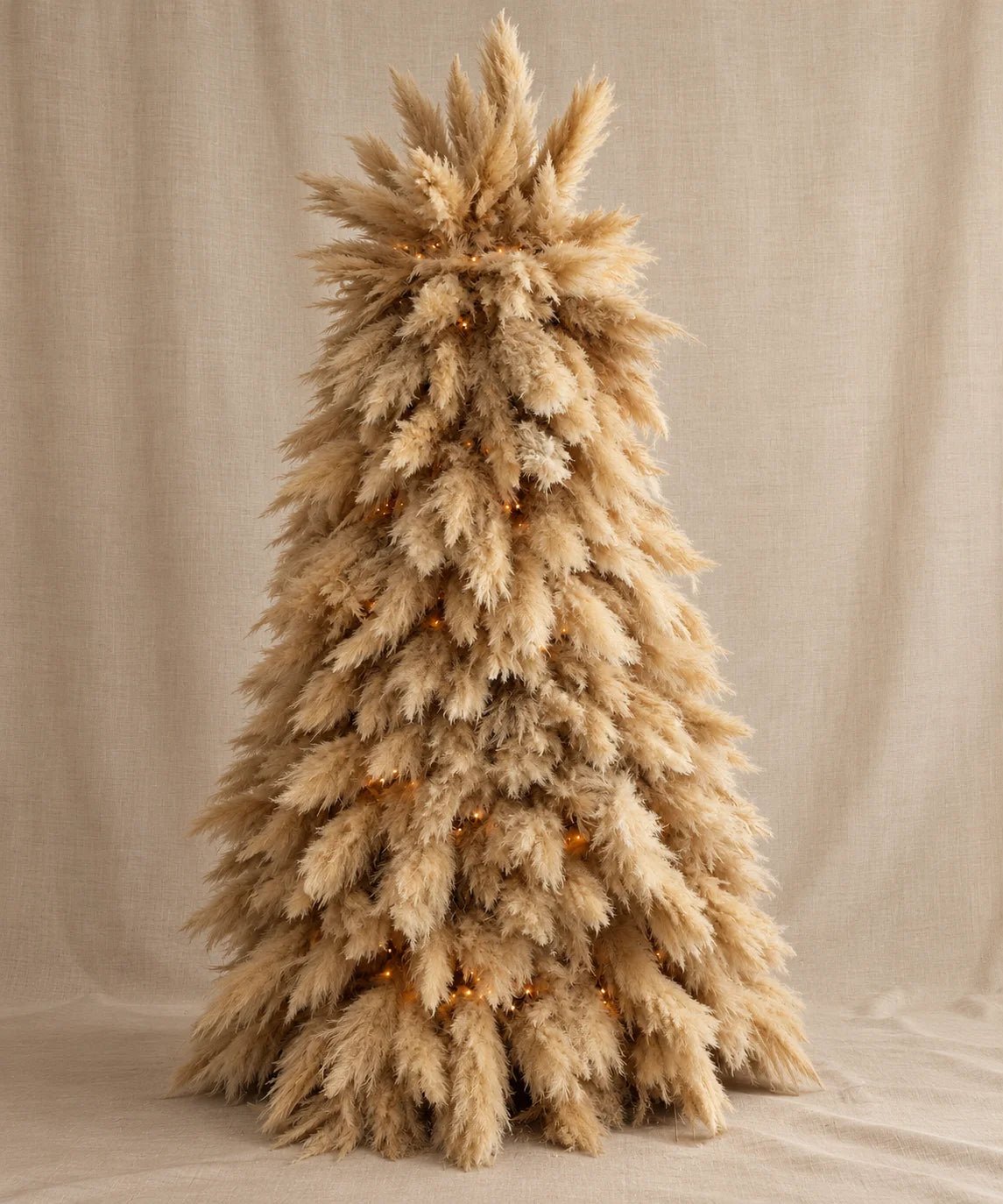 PAMPAS GRASS CHRISTMAS TREE