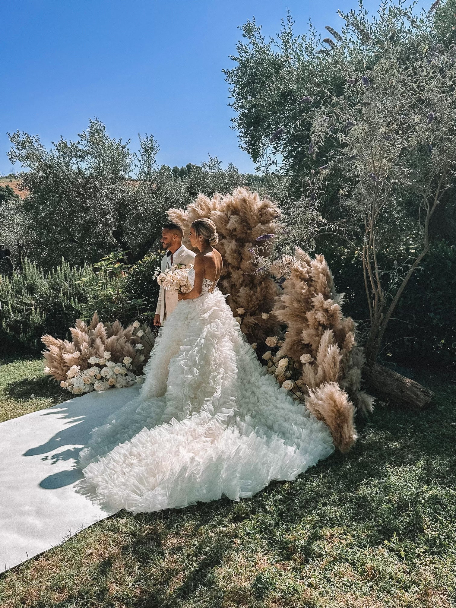 PAMPAS HEAVEN - PAMPAS GRASS BACKDROP - BOHEMIAN WEDDING